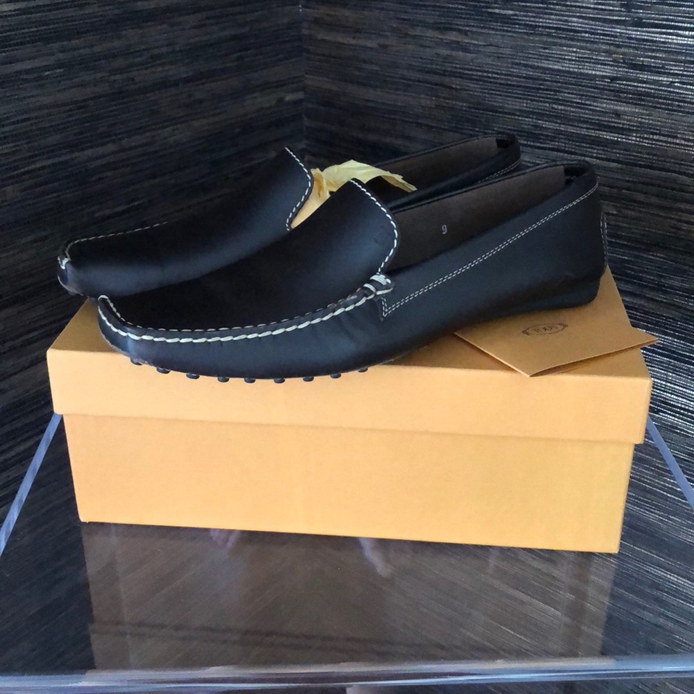 TOD’S Driving Mocs